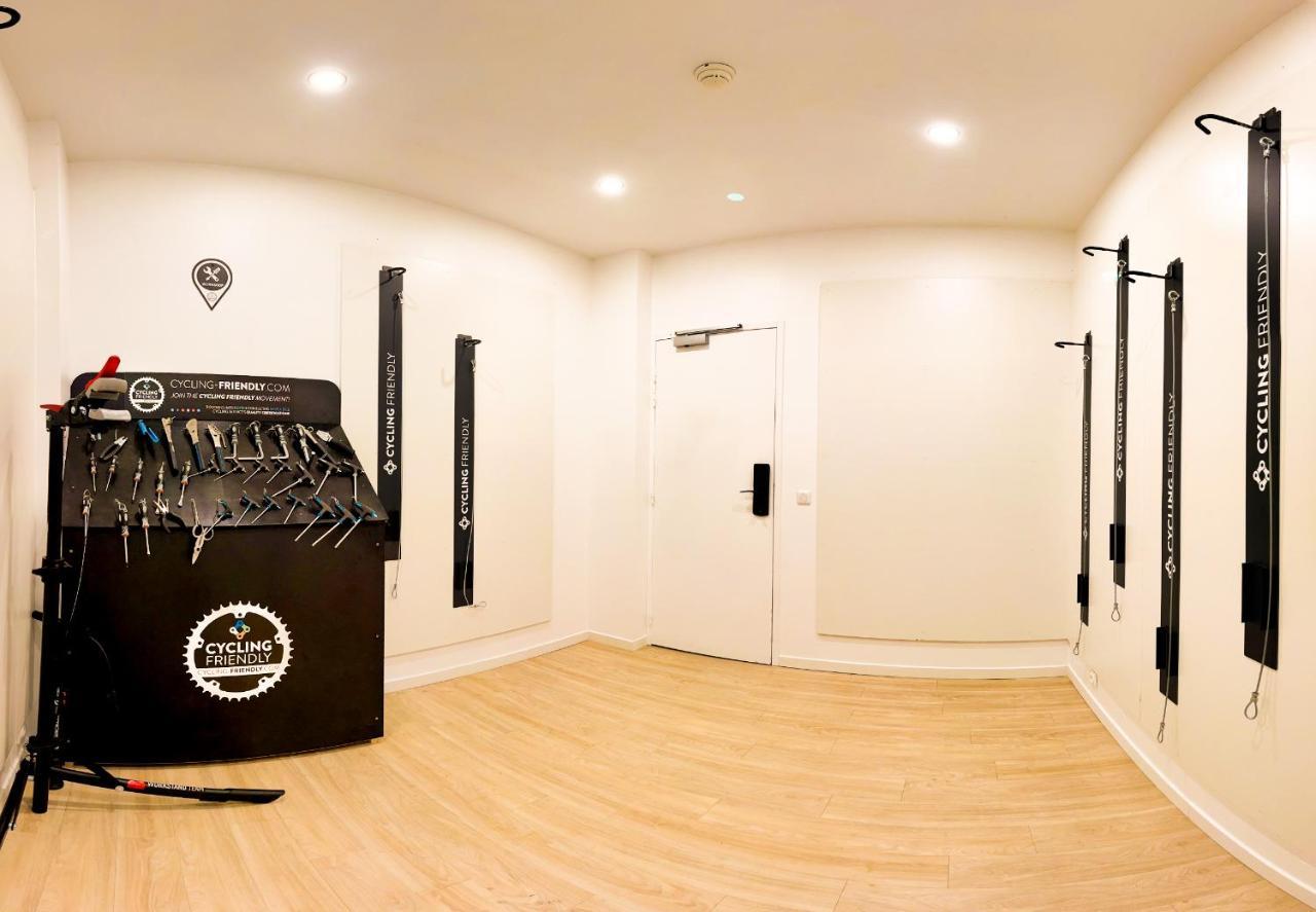 Belfry & Spa By Ligne St Barth 루르드 외부 사진 The bike room at the headquarters of the National Road Race Championship