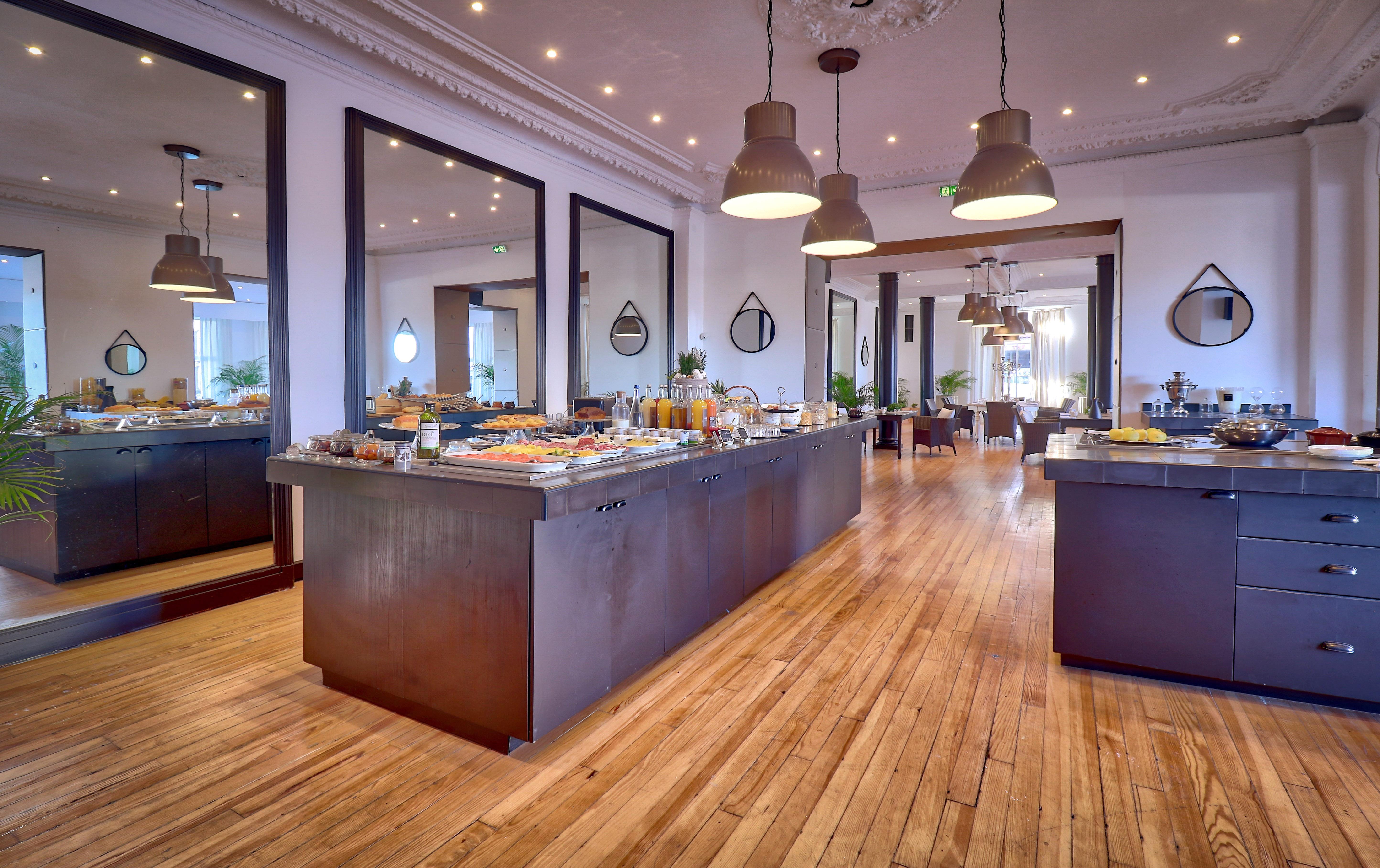 Belfry & Spa By Ligne St Barth 루르드 외부 사진 The restaurant at the hotel